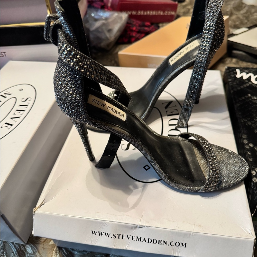 Steve Madden Silver Glitter Women's Heels